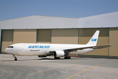 M&B 767-300